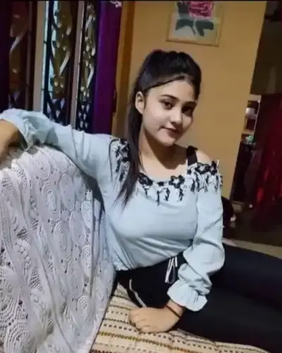 Call Girls Service in Jamai